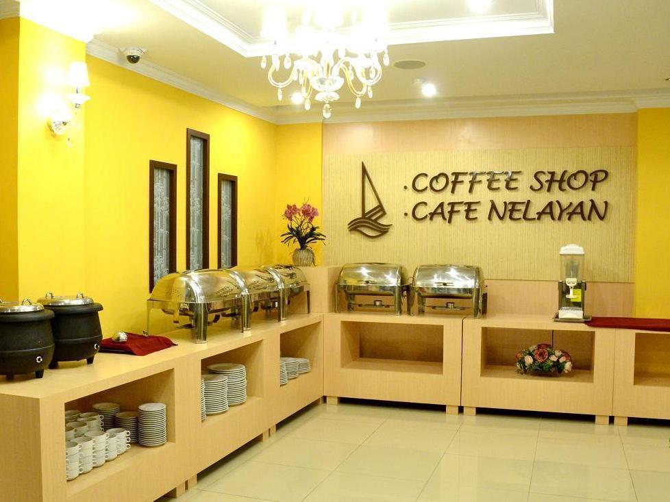 Bahari Inn Tegal Luaran gambar