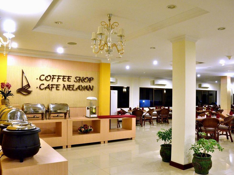 Bahari Inn Tegal Luaran gambar